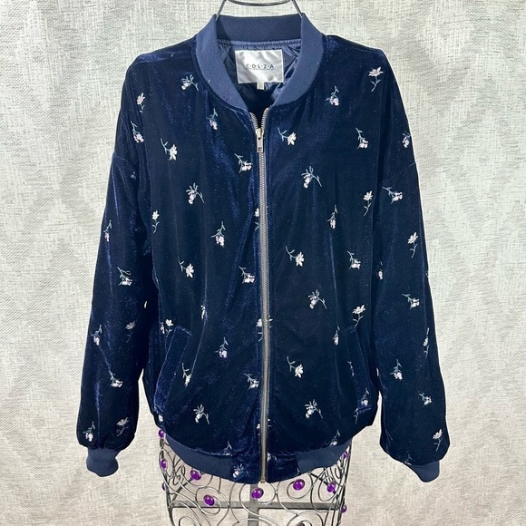 C.O.L.Z.A super sophisticated factory velour floral embroidered puffer jacket - Picture 14 of 14